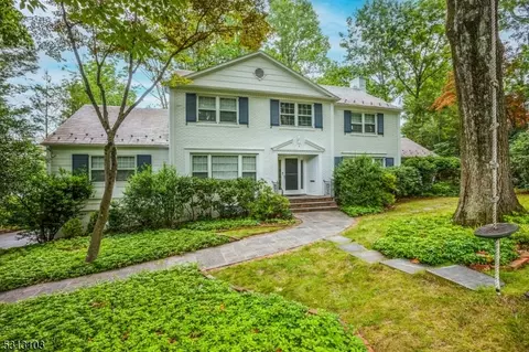 9 Dorchester Rd, Summit, NJ 07901