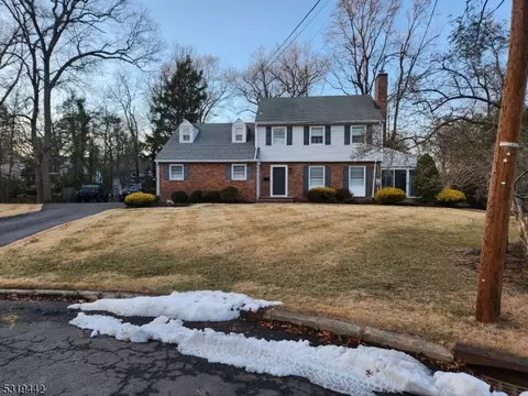 1837 Rangewood Ct, Plainfield, NJ 07060
