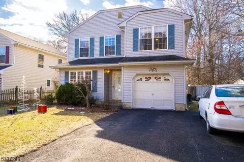 724 Magnolia Rd, North Brunswick Twp, NJ 08902