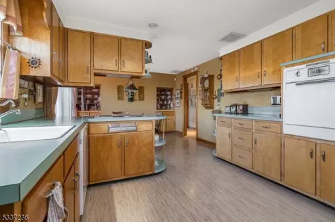 5 Broad View Pl, Flemington, NJ 08822 photo 9