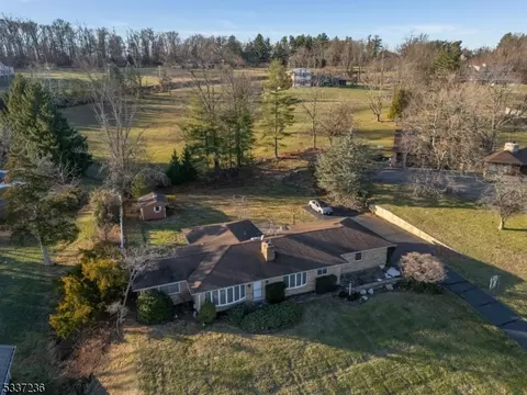 5 Broad View Pl, Flemington, NJ 08822 photo 3