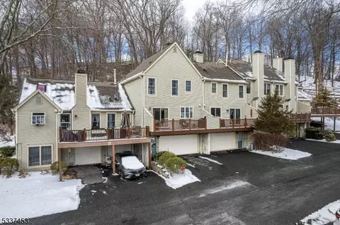 12 Quail Run, Hackettstown, NJ 07840