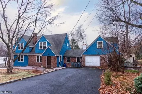 177 Long Hill Rd, Long Hill, NJ 07933