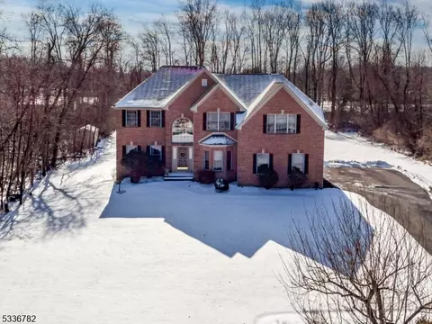12 Trout Brook Ln, Randolph Twp, NJ 07945