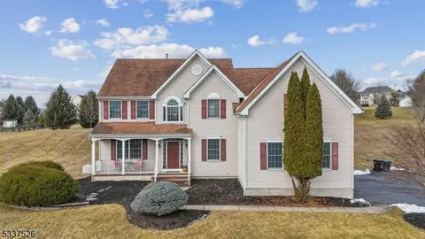 111 E Becks Blvd, Raritan Twp, NJ 08551