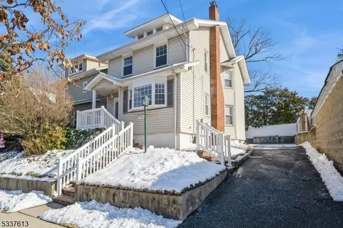 510 Chase Ave, Lyndhurst, NJ 07071