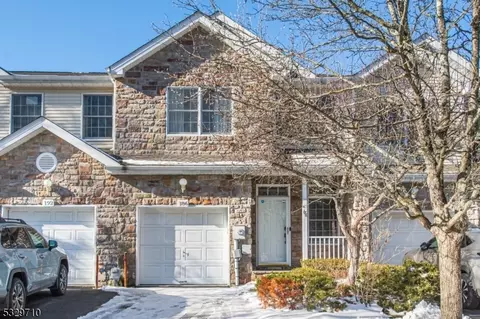 186 Jillian Blvd, Parsippany-troy Hills Twp, NJ 07054