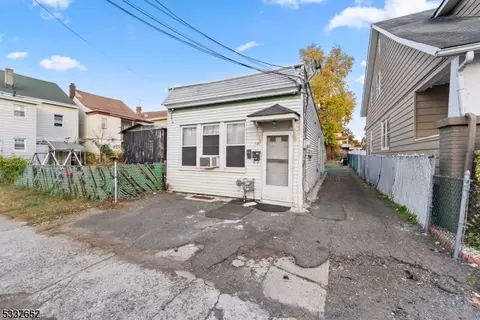 101 Madison Ave, Paterson, NJ 07524