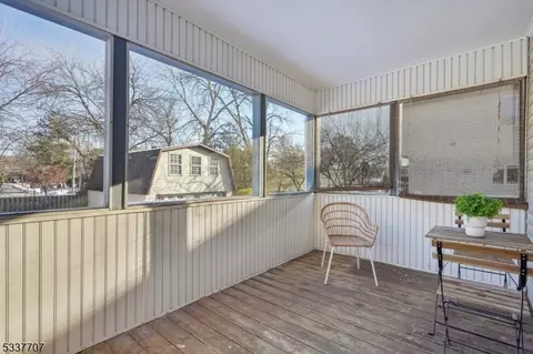 33 Caldwell Pl, Springfield, NJ 07081 photo 22