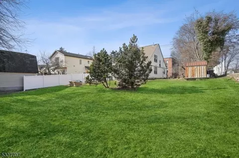 33 Caldwell Pl, Springfield, NJ 07081 photo 30