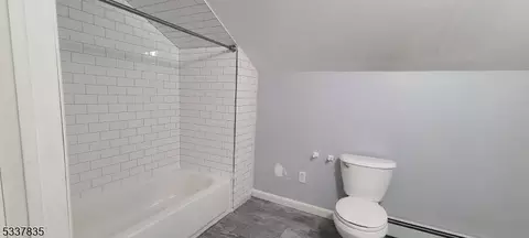 233 Maple Ave, North Plainfield, NJ 07060 photo 4