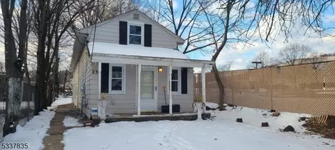 233 Maple Ave, North Plainfield, NJ 07060