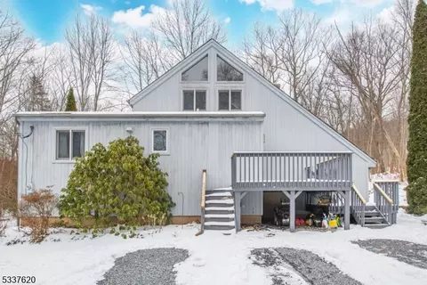 76 Notch Rd, Jefferson, NJ 07438