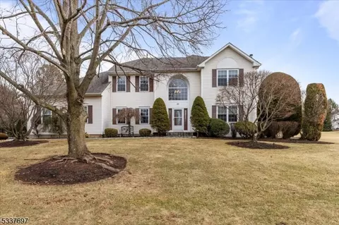 23 Maher Rd, Franklin Twp, NJ 08873