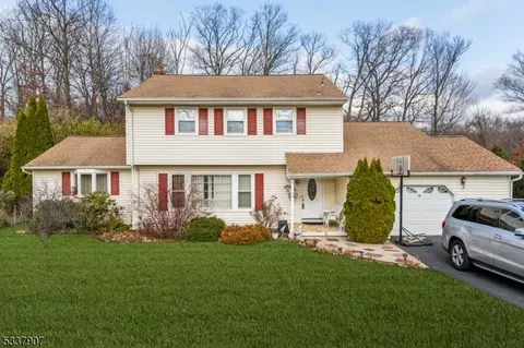 50 Queens Rd, Rockaway, NJ 07866