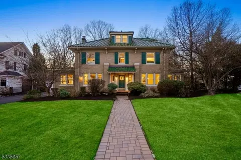 649 Prospect St, Maplewood, NJ 07040