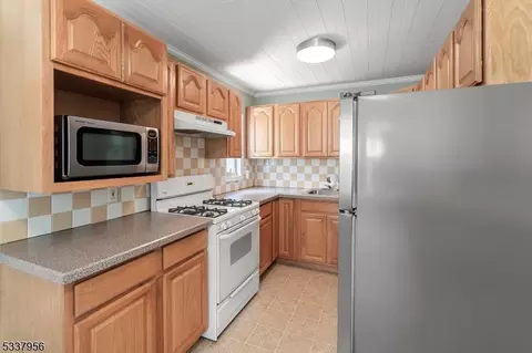 1311 Florence Ave, Plainfield, NJ 07060 photo 9