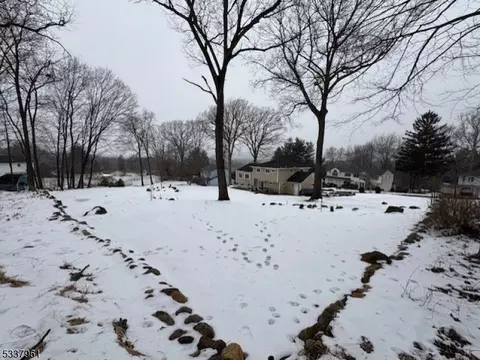 50 Normandy Dr, Wayne, NJ 07470 photo 31