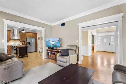 202 Bryans Rd, Hampton, NJ 08827 photo 10