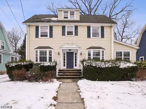 20 Kendal Ave, Maplewood, NJ 07040