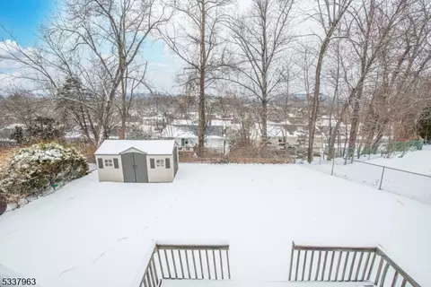 51 Molinari Dr, Wanaque, NJ 07465 photo 23
