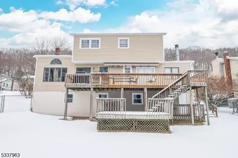 51 Molinari Dr, Wanaque, NJ 07465 photo 22