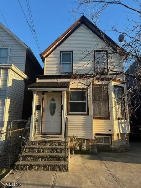 236 Rankin St, Elizabeth City, NJ 07206