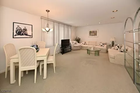 755 Walnut St, Paramus, NJ 07652 photo 12