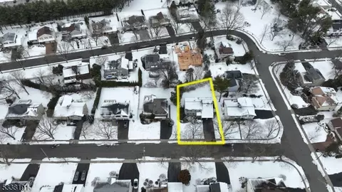 755 Walnut St, Paramus, NJ 07652 photo 26