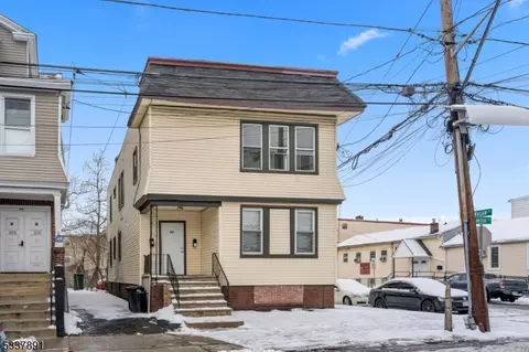 251 Clinton Pl, Newark, NJ 07112