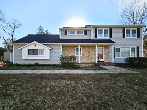 103 Howell Dr, Somerville, NJ 08876