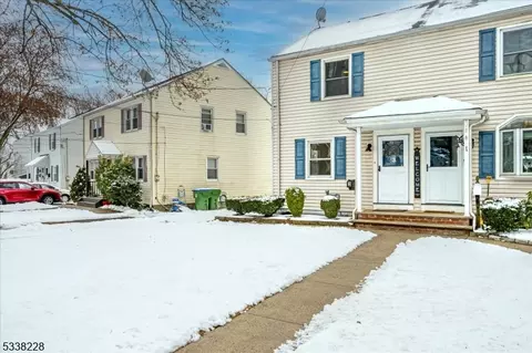 3 Macarthur Dr, Edison, NJ 08837 photo 4