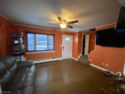 83 Burnside Pl, Wanaque Boro, NJ 07420 photo 8