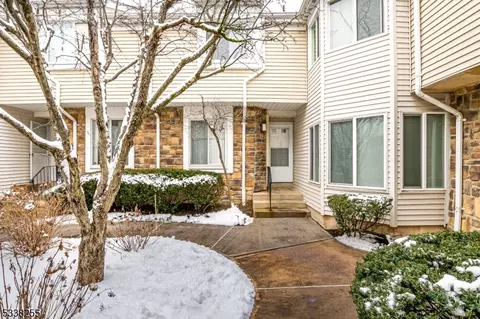 1118 Schmidt Ln, North Brunswick Twp, NJ 08902