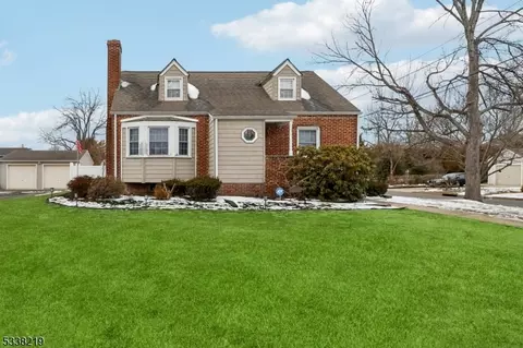 215 Randolph Ave, South Plainfield, NJ 07080