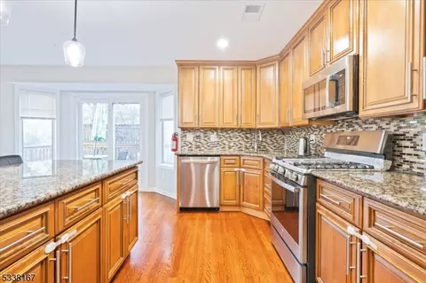 153 Clarken Dr, West Orange, NJ 07052