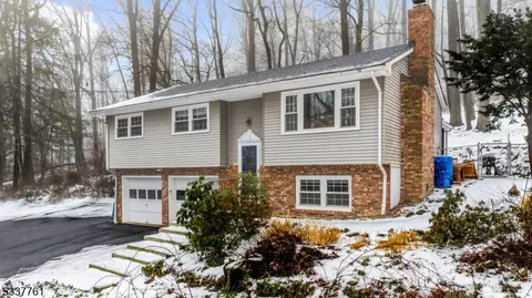 137 Fairview Ave, High Bridge, NJ 08829