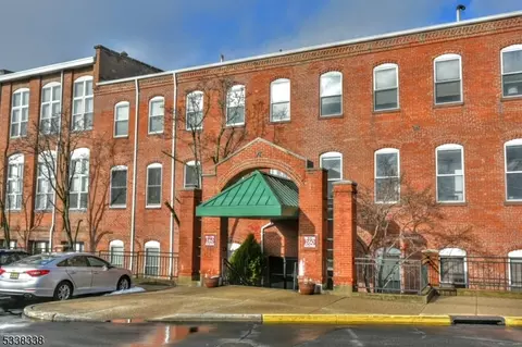 260 Main St, Little Falls, NJ 07424