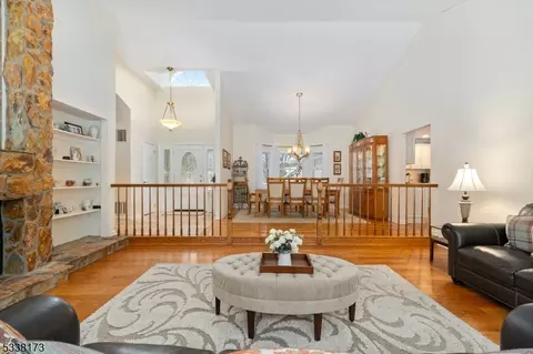 4 Sturbridge Cir, Wayne, NJ 07470 photo 14