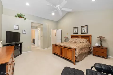 4 Sturbridge Cir, Wayne, NJ 07470 photo 29