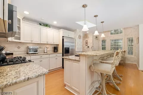 4 Sturbridge Cir, Wayne, NJ 07470 photo 16