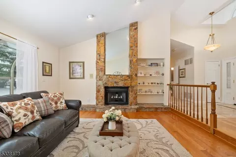 4 Sturbridge Cir, Wayne, NJ 07470 photo 12