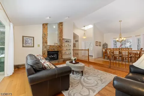 4 Sturbridge Cir, Wayne, NJ 07470 photo 13