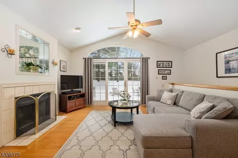 4 Sturbridge Cir, Wayne, NJ 07470 photo 24
