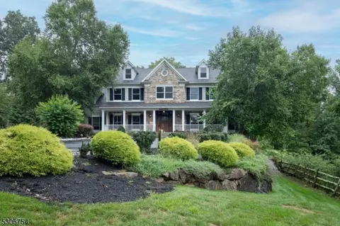 50 Blazier Rd, Bridgewater Twp, NJ 08836