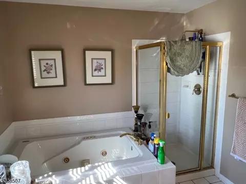 75 Spring Hill Cir, Wayne, NJ 07470 photo 17