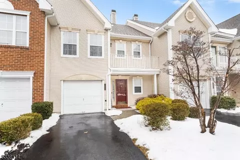 1003 Timberbrooke Dr, Bedminster, NJ 07921