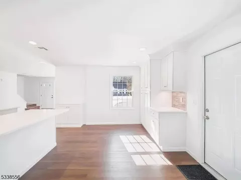23 Ferndale Rd, Wayne, NJ 07470 photo 5