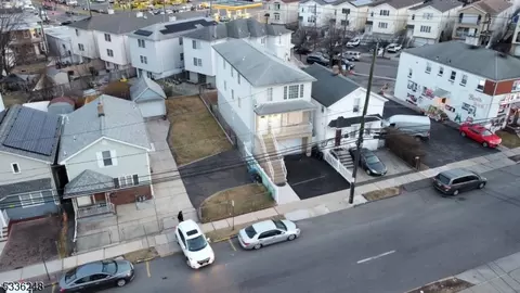 611 Meadow St, Elizabeth, NJ 07201