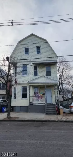 733 S 14th St, Newark, NJ 07103
